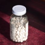 自閉症やアスペルガーの人は胃腸に問題がある人が多い?